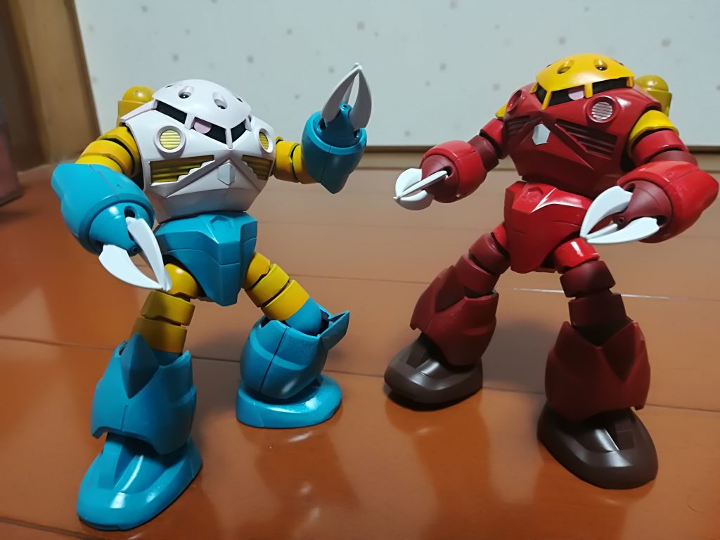 前のホビーズゴックくんと並んでもらうとこんな感じ