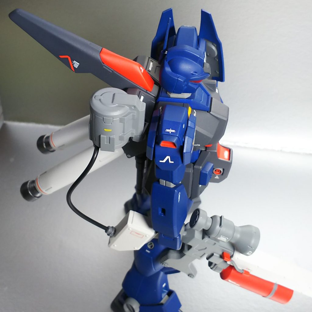 肩のマーキングはなぜかチャップアデル仕様です