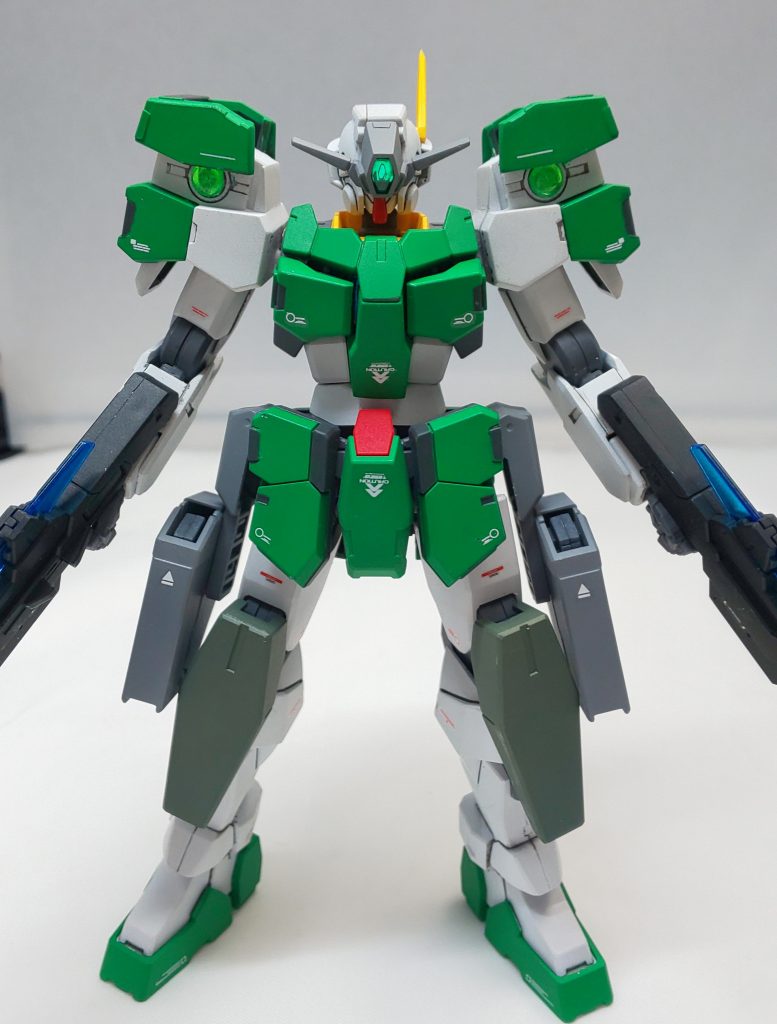 サバーニャリペア2本体。
ニールが搭乗し、デュナメスやらケルディムやらのパーツで出来ている。携行武器として、両腰にGNピストルを装備してはいるが、GNドライブを守る意味もあり、基本的に分離しての運用を想定していないため飾りみたいになっている。
頭部はツインアイではなく、狙撃をメインとしているため強化GNセンサーが装備。また、両肩にもGNセンサーが常時展開しているため、ニールの腕と相まって狙われた相手は逃げることは出来ないだろう。