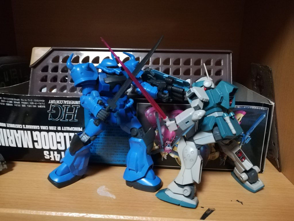 グフカスタムともやり合わせてみました

08小隊に出てきたら…とか言う妄想もしてしまいますね