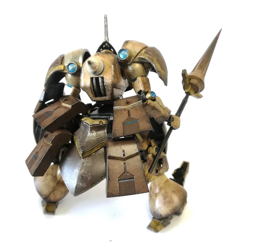 見た目を優先して装甲を盛った結果、実質固定モデルと化しました。
スポンジとリアルタッチマーカーで汚し塗装しています。