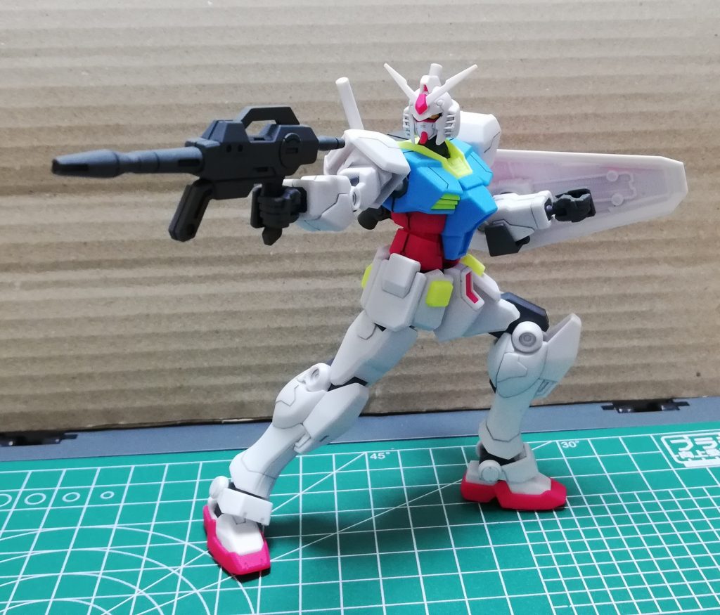 キットの可動域が素晴らしいので動かして遊ぶにはとても楽しいキットでした。