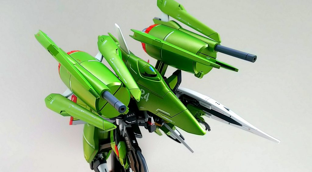 ビーム高出力形態!!ドラグーン×3をポットに装着しているのでビーム門は4になります★(*´ー`*)