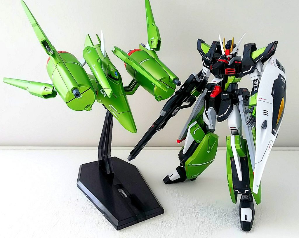 バックパックは単体で支援機として動くことができる設定