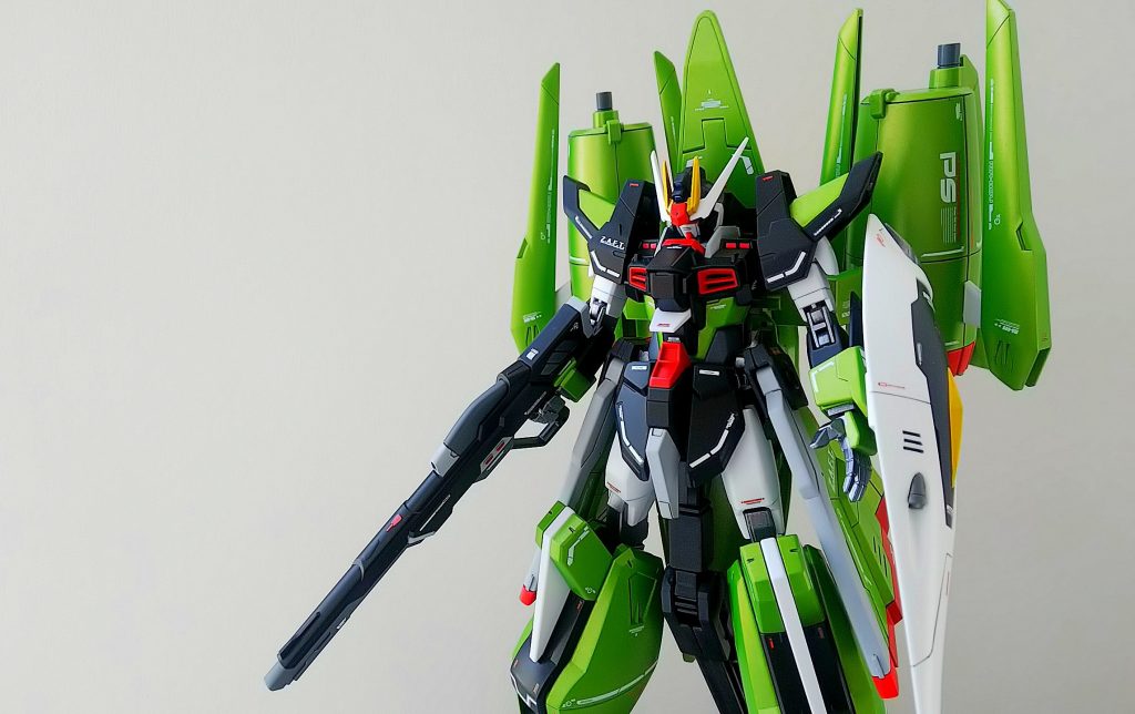 今回は1/100カオスを使用してるのでディテールアップとスタイル重視で作成しました!