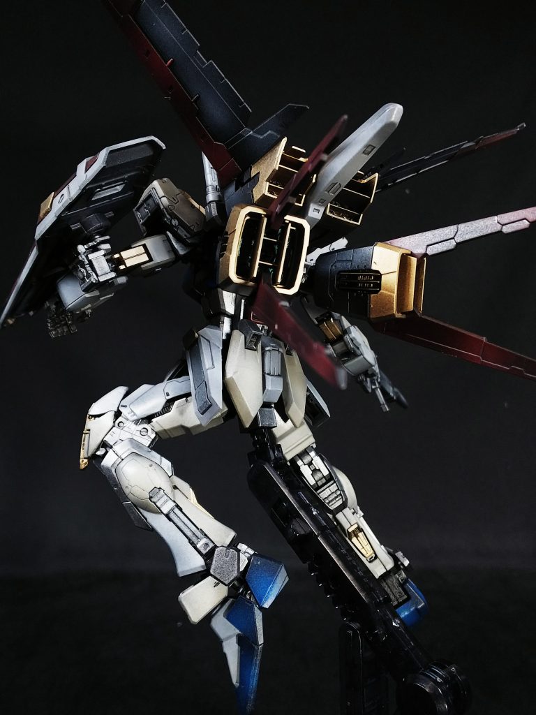 ストライク・ガンダム覚醒！–3枚目/制作者：やっすおう