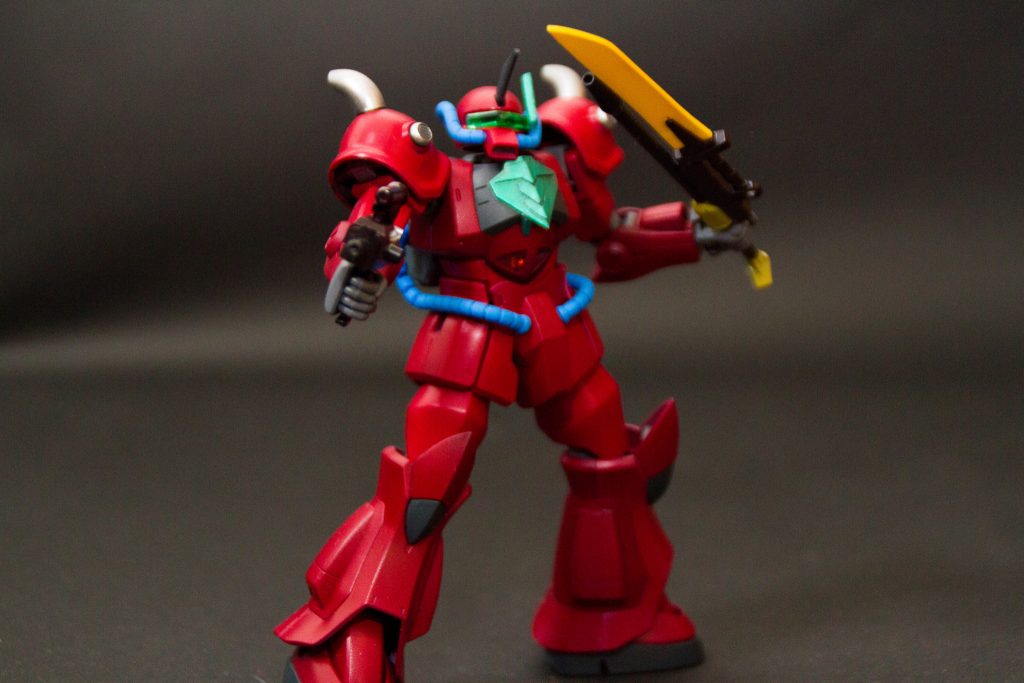 トランスチームガン・スチームブレード
彼が装備してた武装を解析しMSサイズに合わせた物
ハンドガンは強力な火力を誇り
ブレードはヒート剣より鋭い切れ味を誇る