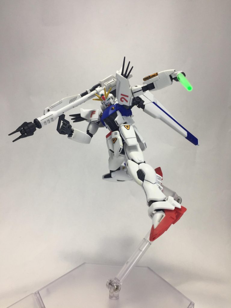 個人的にヘッドパーツがヘルメットだけ共有でマスク部分だけ入れ替える仕様なのがポイント高いです