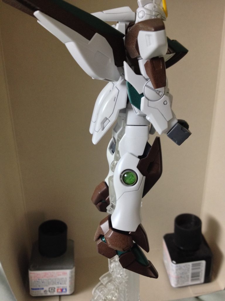 HG　V2ガンダム　アナザーカラー–3枚目/制作者：凝り肩丸