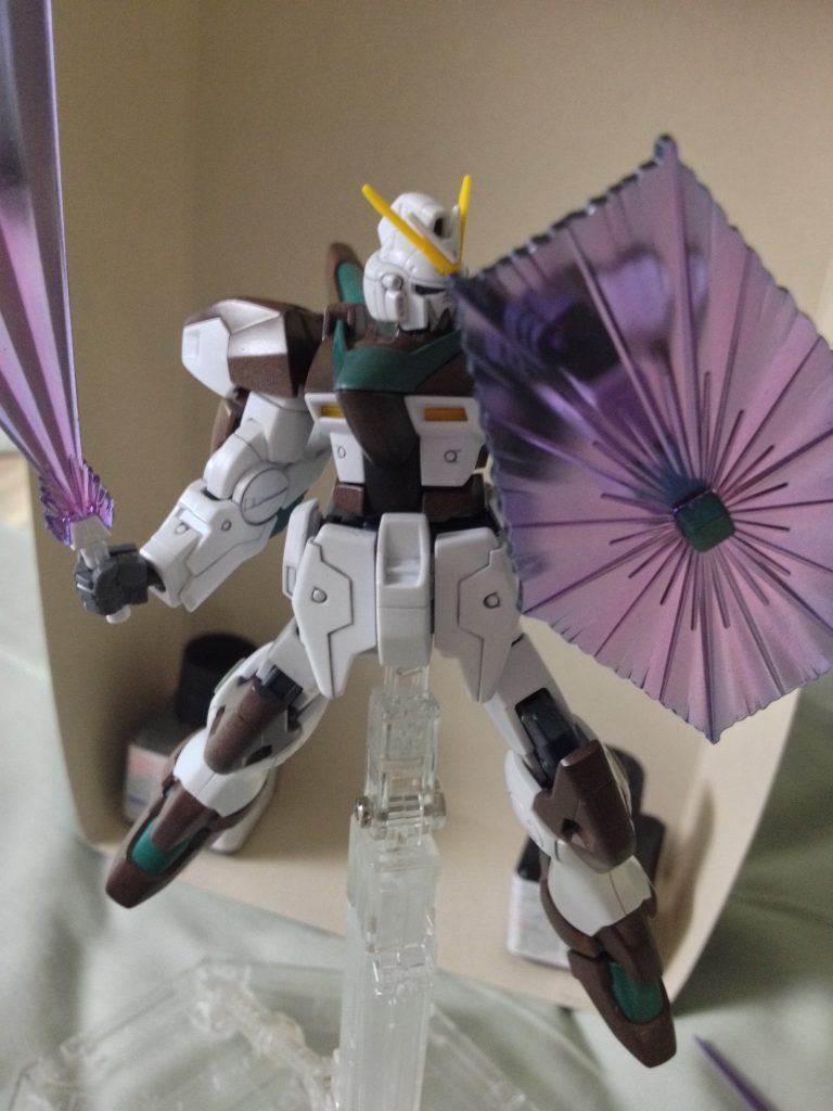 HG　V2ガンダム　アナザーカラー–4枚目/制作者：凝り肩丸
