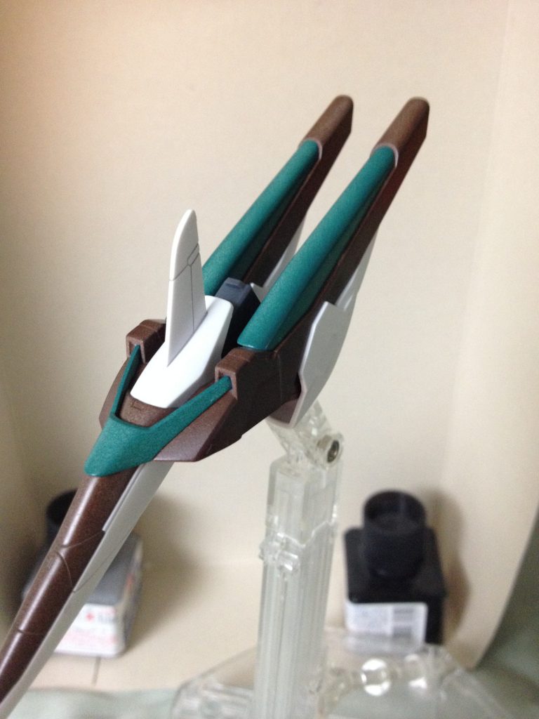 HG　V2ガンダム　アナザーカラー–5枚目/制作者：凝り肩丸