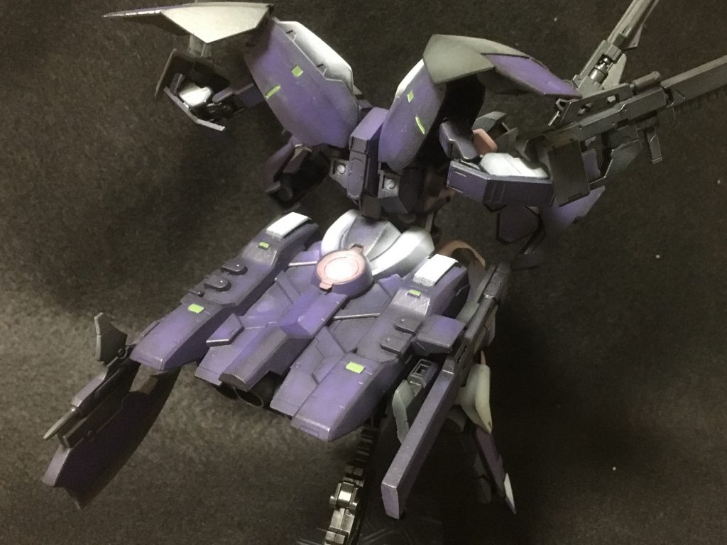 ハンマーヘッド–2枚目/制作者：さるこ