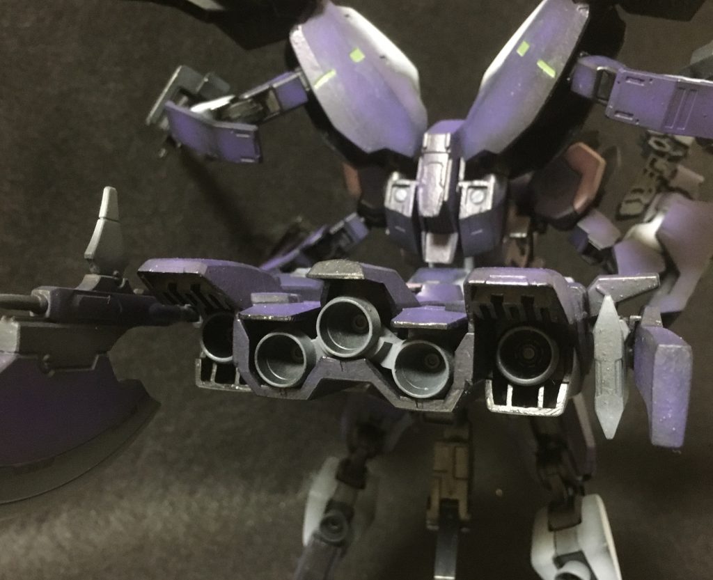 ハンマーヘッド–3枚目/制作者：さるこ