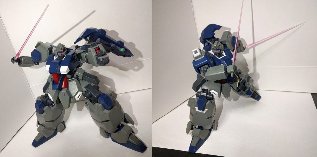 左腕部に搭載されたグレネードランチャー、腰部サイドアーマーに内蔵されたビーム・サーベルなど、ゲーム等でも使用している武装は全て再現されてます