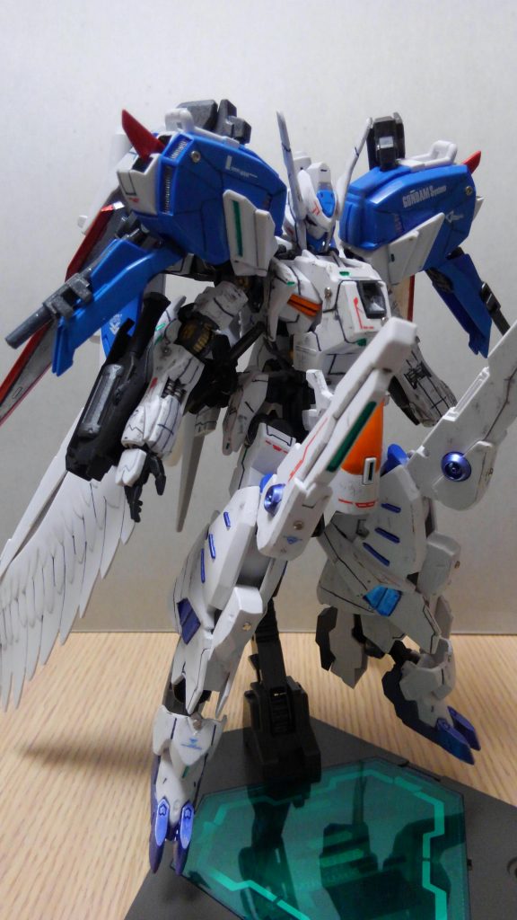 最後までご覧頂きありがとうございました。
Ex-sとバエルのミキシングでしたが思っていた以上に良いオリジナルガンダムが造れたと思います。
撮影技術などがまだまだで見切れていたりしますからこちらも今後の課題です。
ありがとうございました。