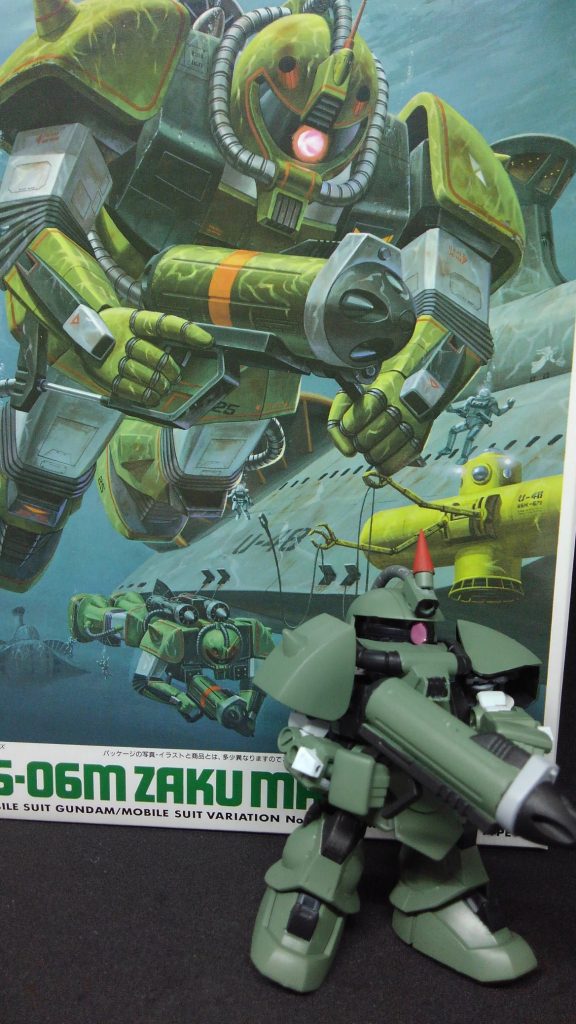 最後は旧キットの箱と一緒に。
次回もＳＤザクになると思いますがよろしくお願いします。