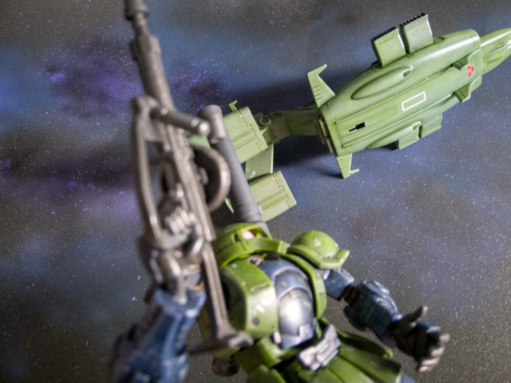 ムサイはザクと組み合わせるとエモいんですよ!これからコロニーをぶっ壊したり、地球にコロニーぶつけるぞって殺意を感じますよね。