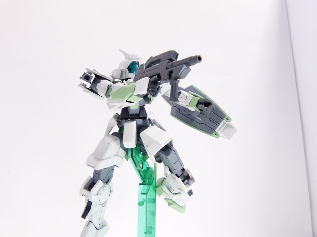 ビームマシンガンは「ジム系に合う武装」とも言えるでしょうか。【次回予告予定】MSオプションセット6が見つかる夢を見てしまった。たぶんIBA編、MSオプションセット9。使用カメラも次回から新しくなります。当分は試行錯誤が続きそうです。