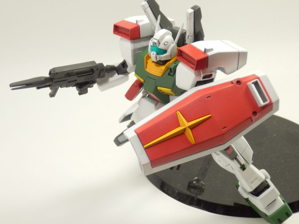 可動範囲もよく、ボリュームもあってジムらしからぬ強さが感じられます