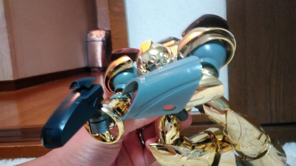 我が家のモビルスモーゴールドタイプ–3枚目/制作者：志来さん。