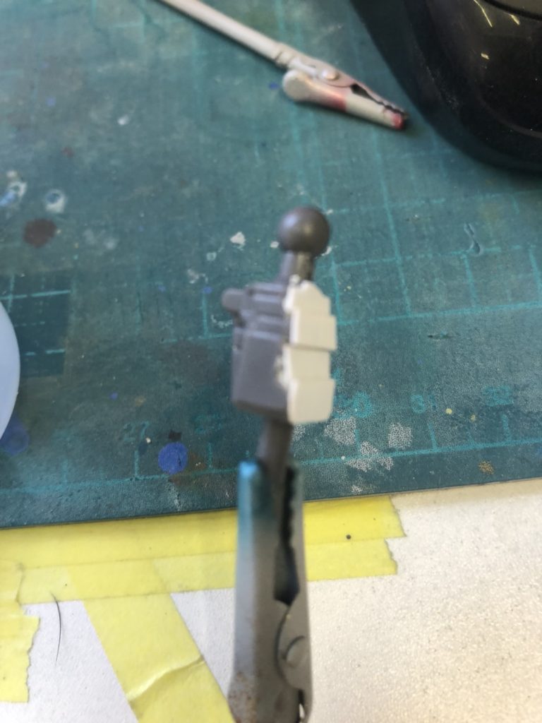 パテとプラ板で補強して蓋