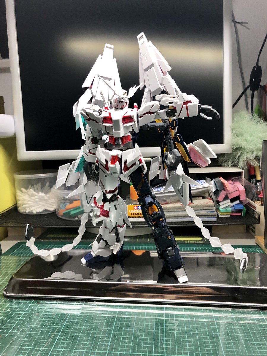 Mg ユニコーンガンダム3号機 フェネクス ナラティブver ニコイチ制作 しんきちさんのガンプラ作品 Gunsta ガンスタ