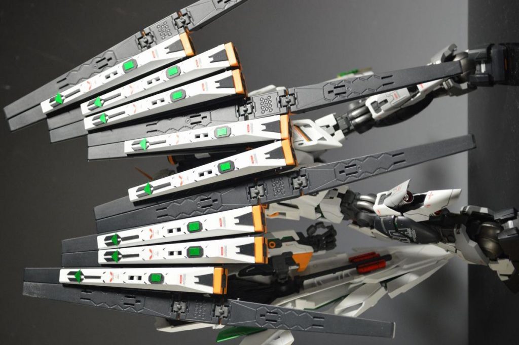 MG Νガンダム VER.KA改修 アルティメット・フェネクス （DFF追加）–3枚目/制作者：shin001