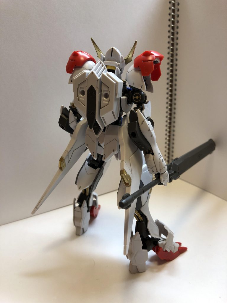 背面。今回初めて流し込みタイプのスミ入れをしたんですがめっちゃ楽しかったです笑