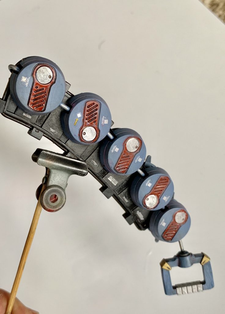 チェーンマインを収納する為の、バックパックを製作。