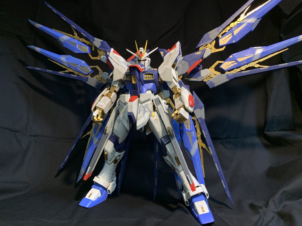 本体と翼まわりのバランスを確認。