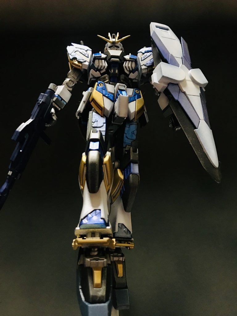 使い心地はそこそこいいのではないかと思います^_^
洗浄いらないから楽ですね👍
グラデーションは難しいですね泣
盾とか腰とかのエッジの部分がほんのりグラデってるかな?って感じ笑
上手い人だと完璧に出来るのではないでしょうか^_^
僕は出来ません笑
そもそもエアブラシ持ってない
欲しいけど嫁さん許してくれるかな…