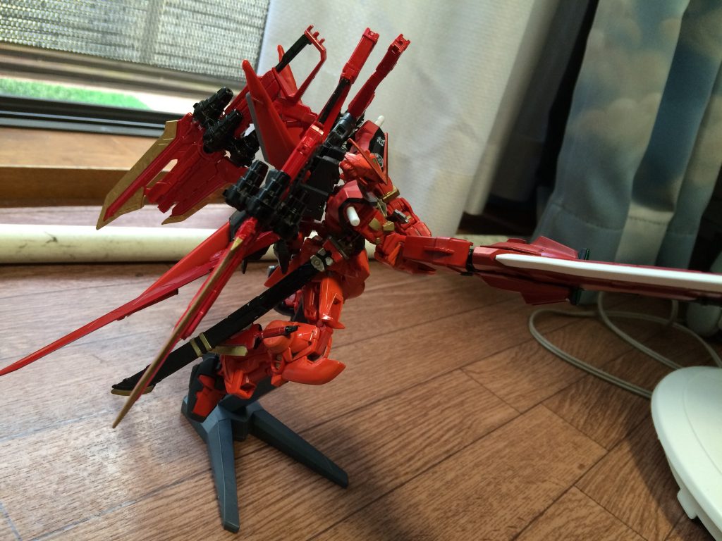 カレッドヴルッフも三本付けて機動力も再カッコいいです