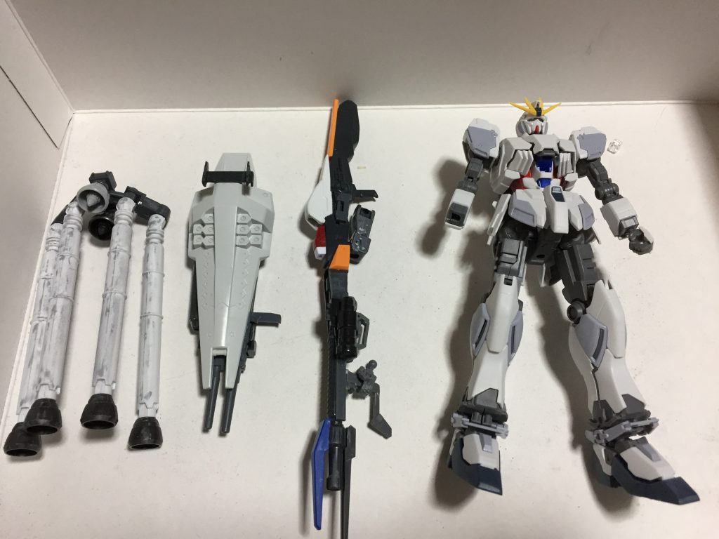 塗装前、合わせ目消し等