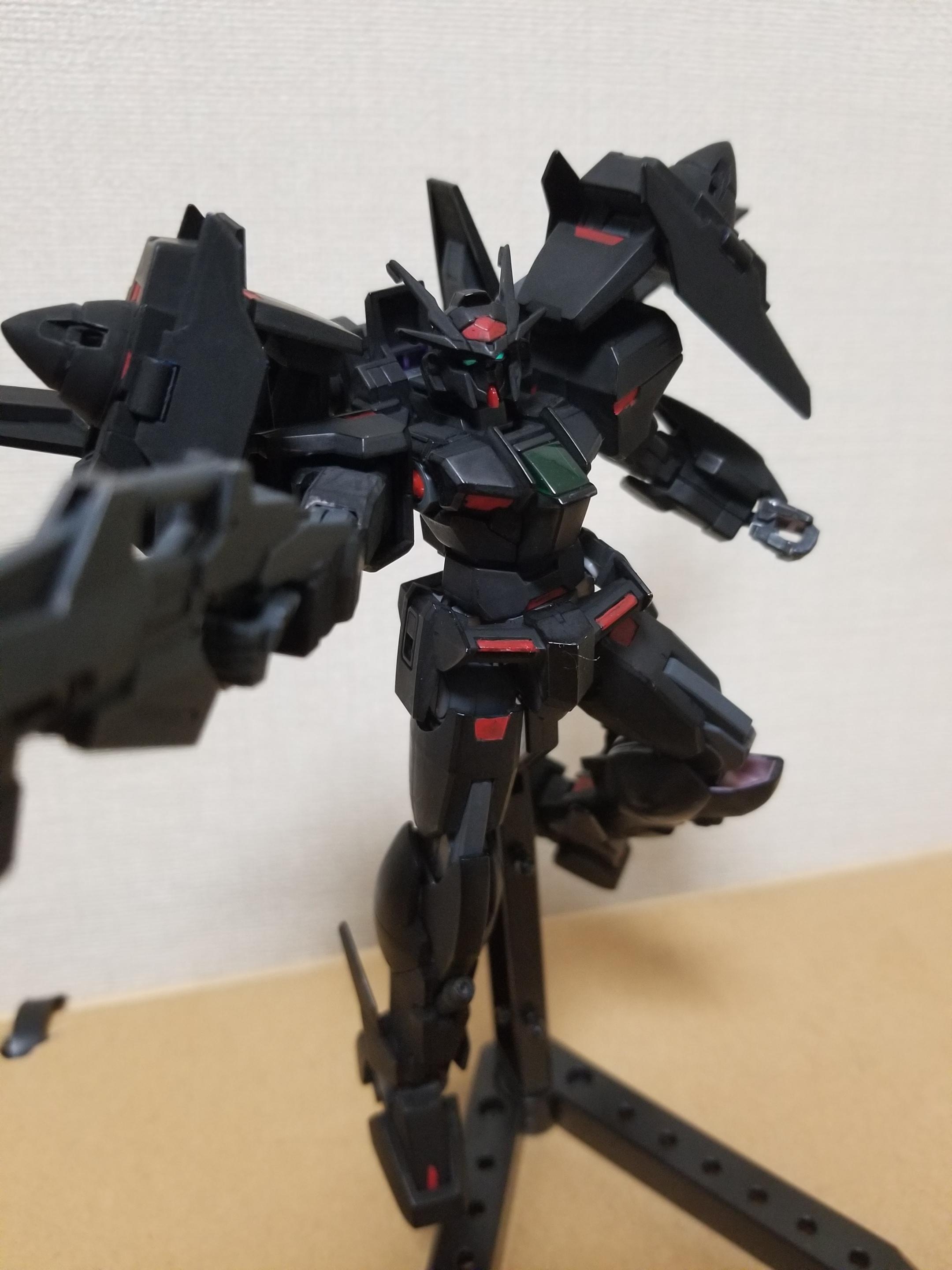 黒サラ専用ガンダムダブルオースカイ｜抹茶 金魚さんのガンプラ作品