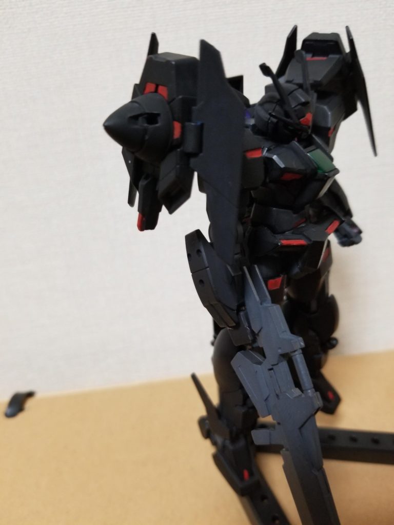 普通の太陽炉のため、トランザムインフィニティではなくトランザムを発動できる。