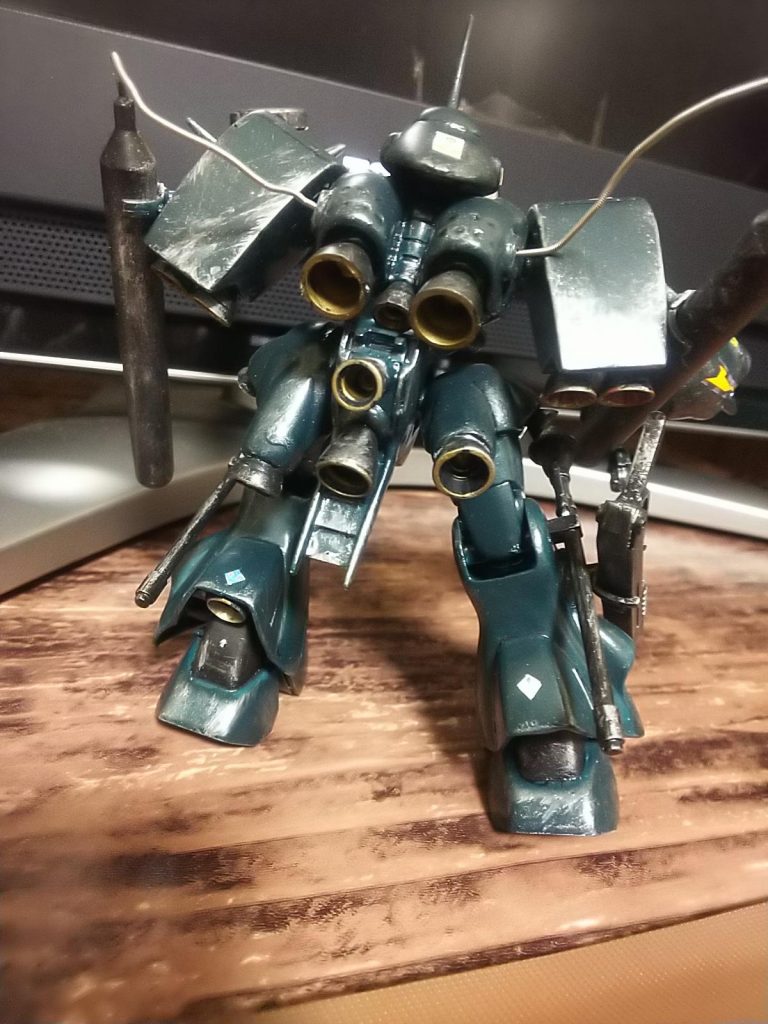 さて、何のパーツ使ってるか？
わかるかなー(笑)
あ、動力パイプは、ギターの弦を使ってみました。