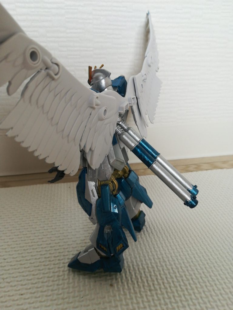 横です✨バックパックはハイニューのを代用✨足はフルアーマっぽくしました✨