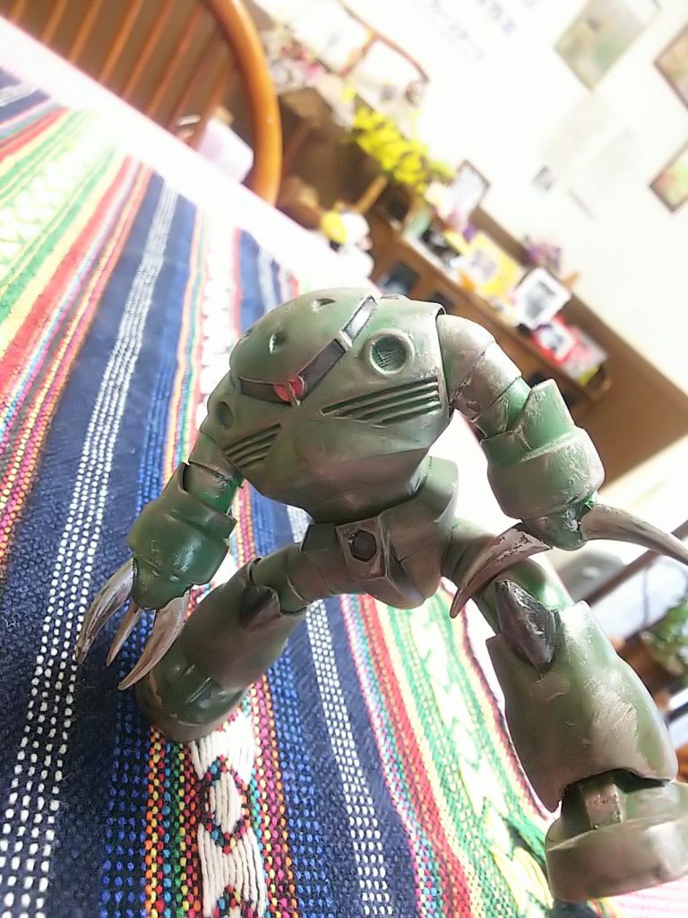 割りと初期のキットなのに、この動き…ただ者ではない！
ちなみに、量産型ね。