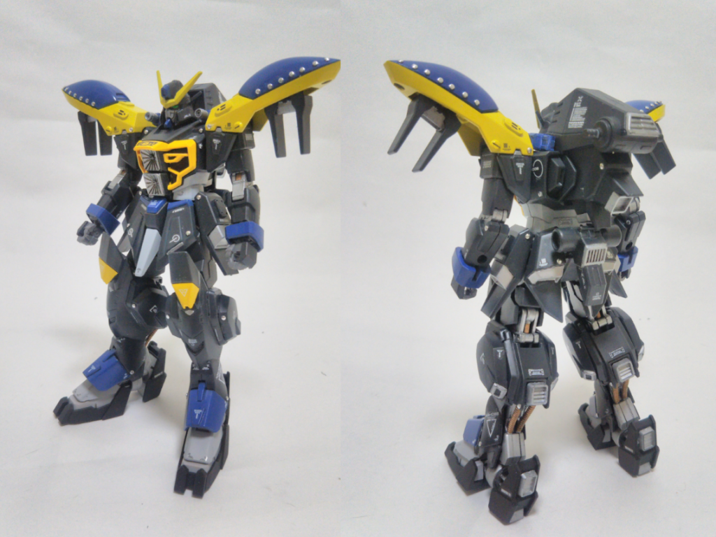 軽装備
脚部を大型化し、スラスターを増設