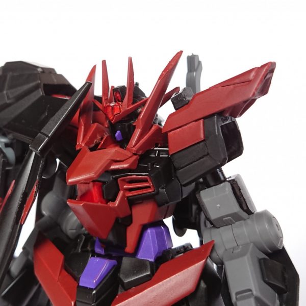 禍津日頑駄無(マガツヒガンダム)