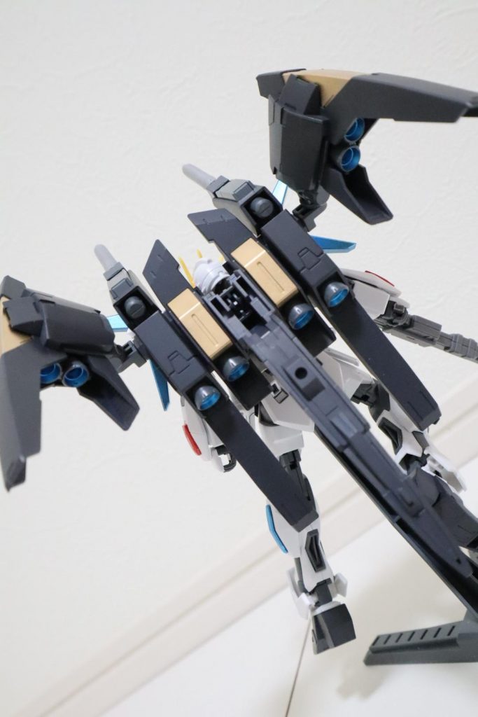 ストライク・アッシュ–3枚目/制作者：TAKA∞