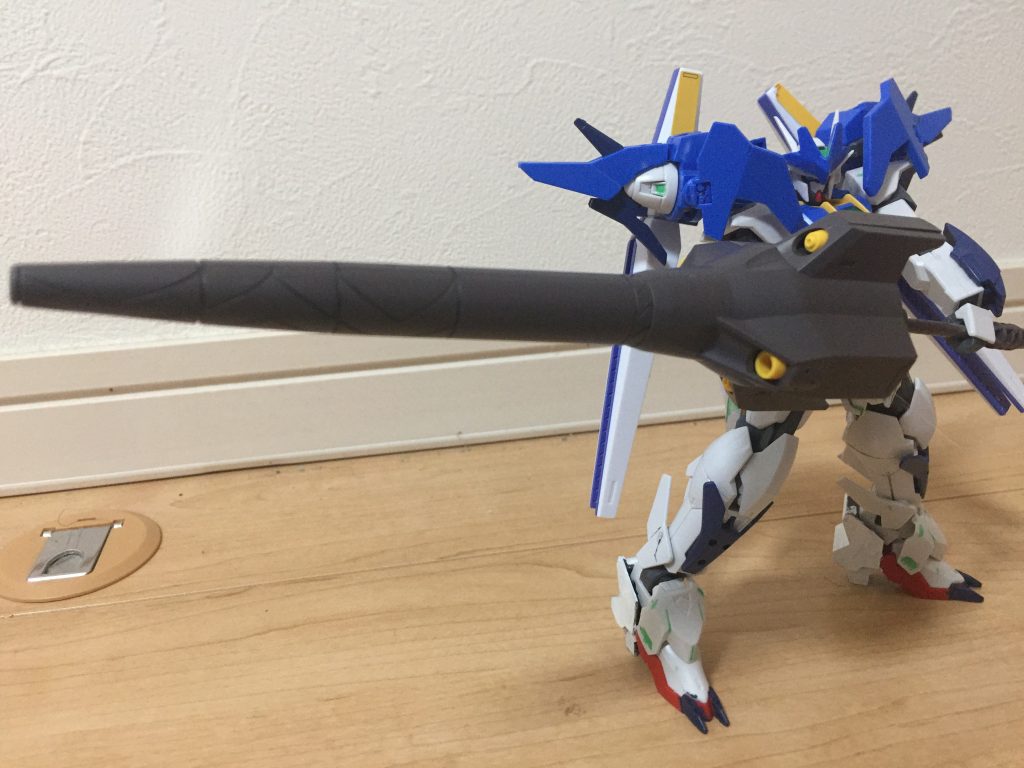 ダブルオーシュトゥルムがガンプラバトルでかなりの傷を受け修理不可の状態になってしまったが、これを機にダブルオーシュトゥルムを改修したのがこの機体