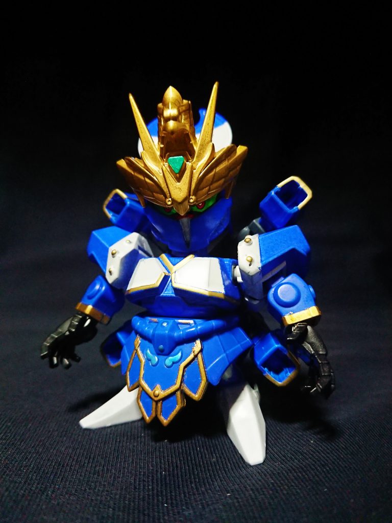 八劔将の1人 七之劔
蜘蛛腕という4本の隠し腕を持ち、忍者のように戦う武将。
蜘蛛腕と長刀のせいか派手に目立ってしまうが、本人は目立たないように戦っているつもり…