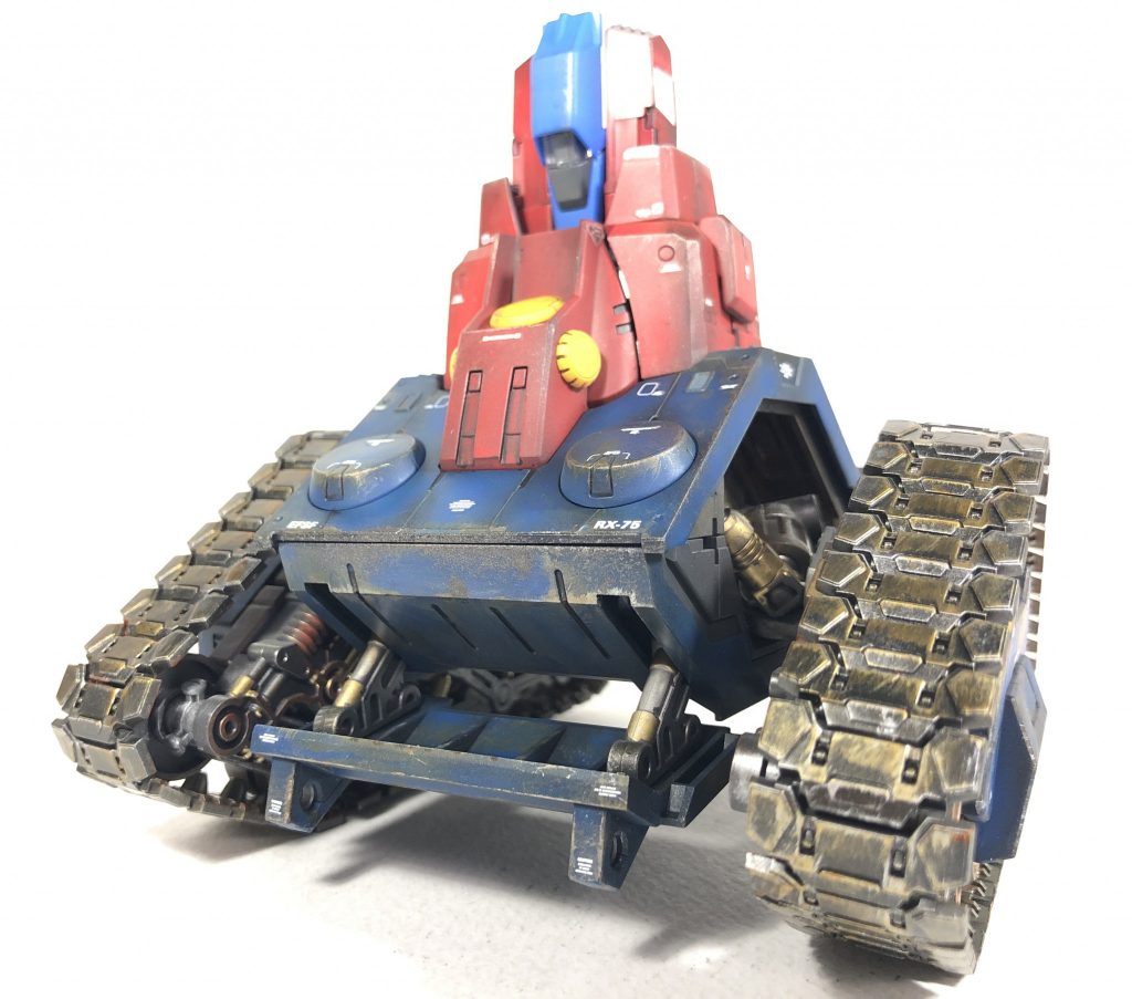 履帯の汚しに重点を置いて