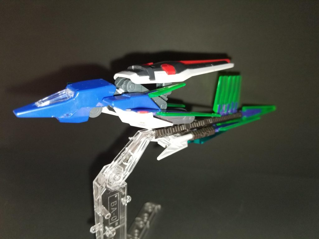 もちろん、コア・ファイターに装着できます。