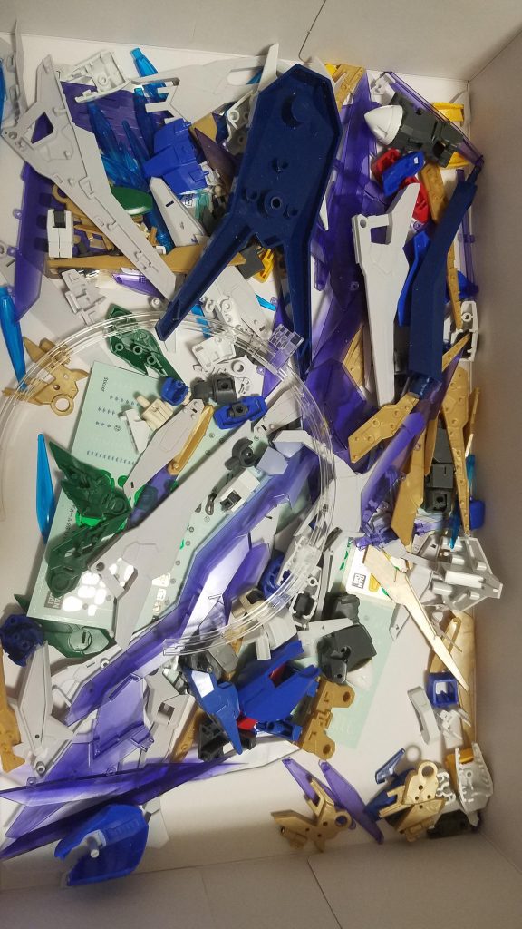 ガンダムスピリットセルフ–5枚目/制作者：龍崎タクミ