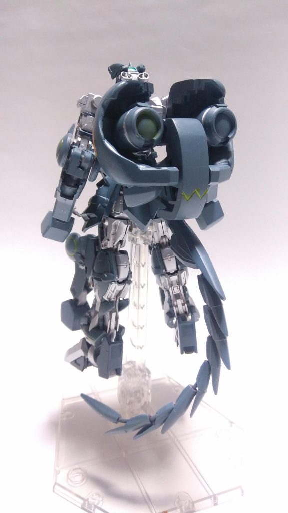 MS状態バックΣp[【◎】]ω・´)
バックパックの内部には大型ヴォワチュールリュミエール発生機と搭載。
肘と膝にも発生機を搭載してます。