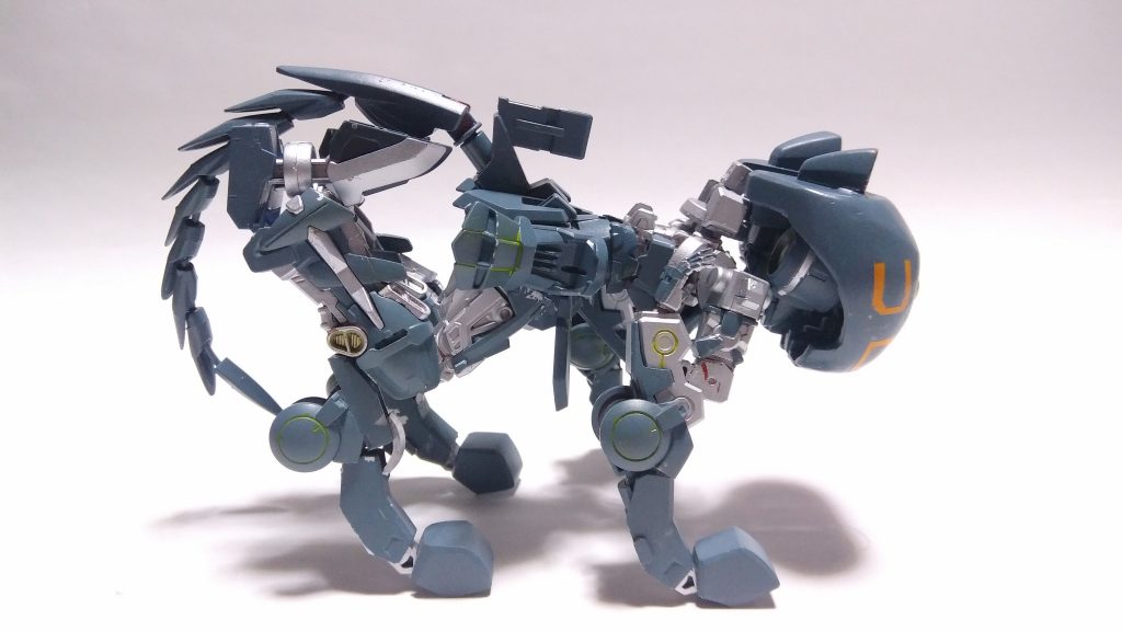 横からΣp[【◎】]ω・´)

各足がどこに装備されているか分かるはず