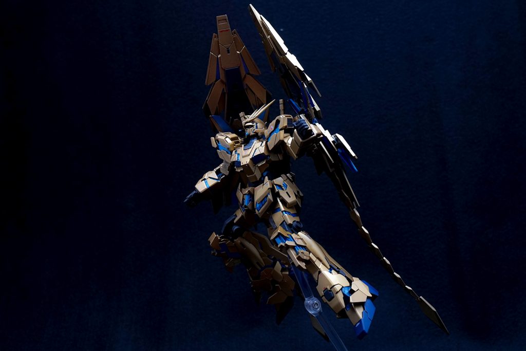 ユニコーンガンダム3号機 フェネクス (ナラティブVer.)–4枚目/制作者:ケイ