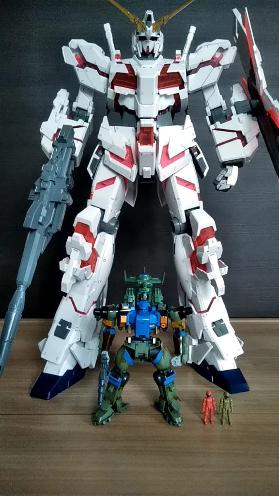 改めてユニコーンと、ユニコーンってめちゃくちゃ大きいんですね。